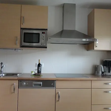 Apartment Wiesenhof Fuegen