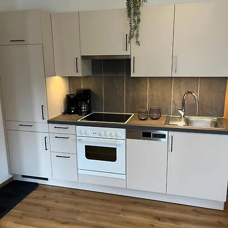 Wiesenhof Фюген